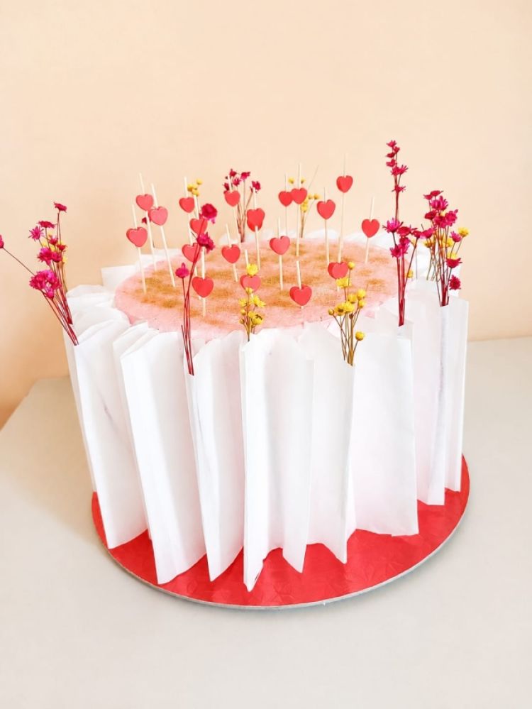 Bolos com displays, toppers, flores desidratadas