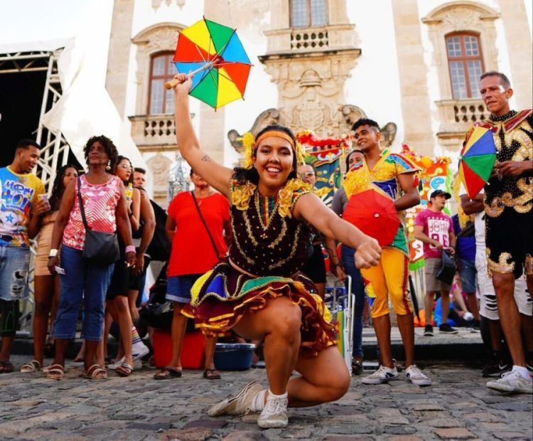 Cheio de energia, o frevo é uma das manifestações culturais mais vibrantes do Brasil