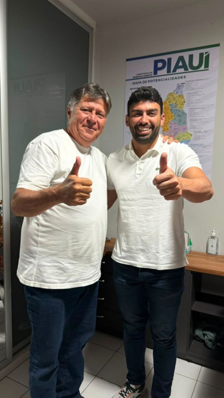 Draga Alana caminhando para as Eleições 2026