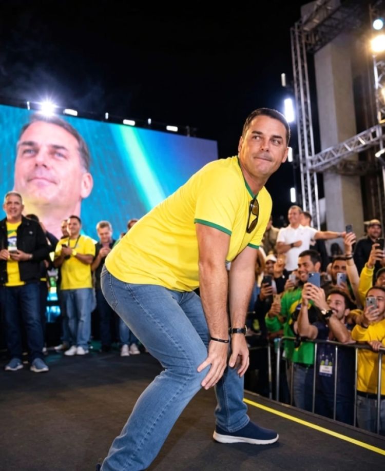 Flávio incentivou militantes e simpatizantes a ampliarem a presença nas redes sociais