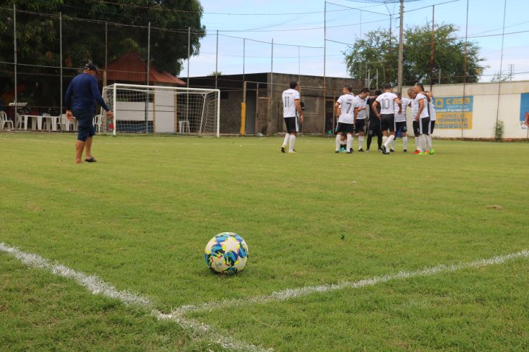 O campeonato está no primeiro turno, no qual terão 18 jogos ao todo