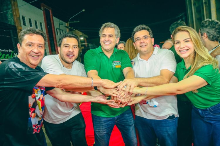 Prefeito Pablo Santos: recepção para o Time do Povo com multidão 