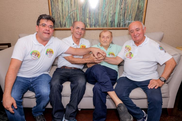 Mão Santa com o Time do Povo 