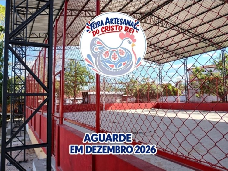 Estrutura da Quadra de Esportes da praça do Emílio Falcão 