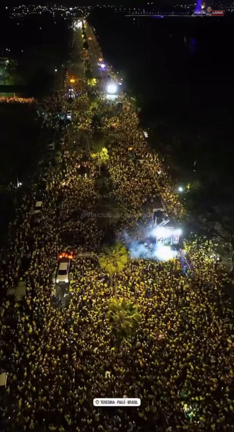 Teresina ganha repercussão com o público de Flávio Bolsonaro 