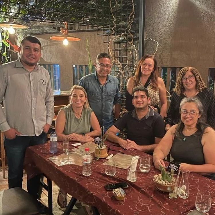 Abramit recebe em reunião, Alex Albuquerque e Dri do Bob Z 