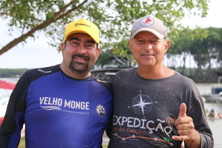 Junno e Joca Vidal na movimentação da Festa da Maré