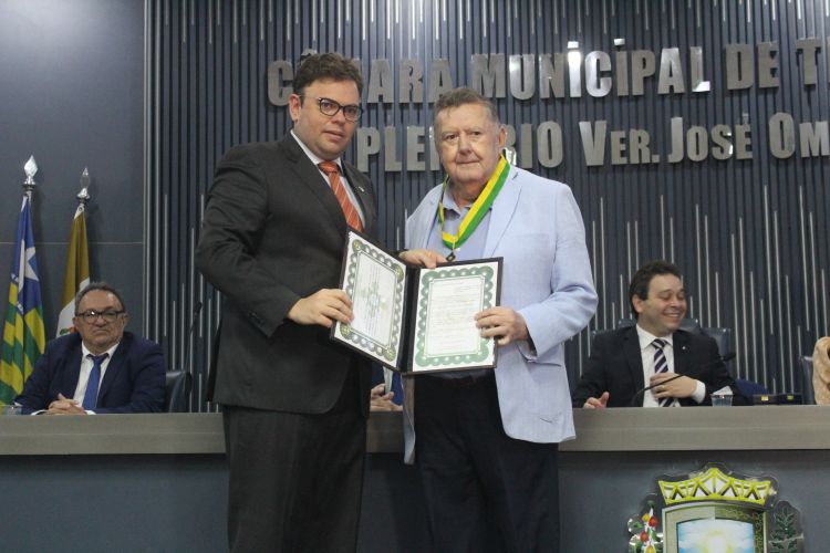 SILVIO LEITE: homenagem na CMT por indicação do edil Aluisio Sampaio