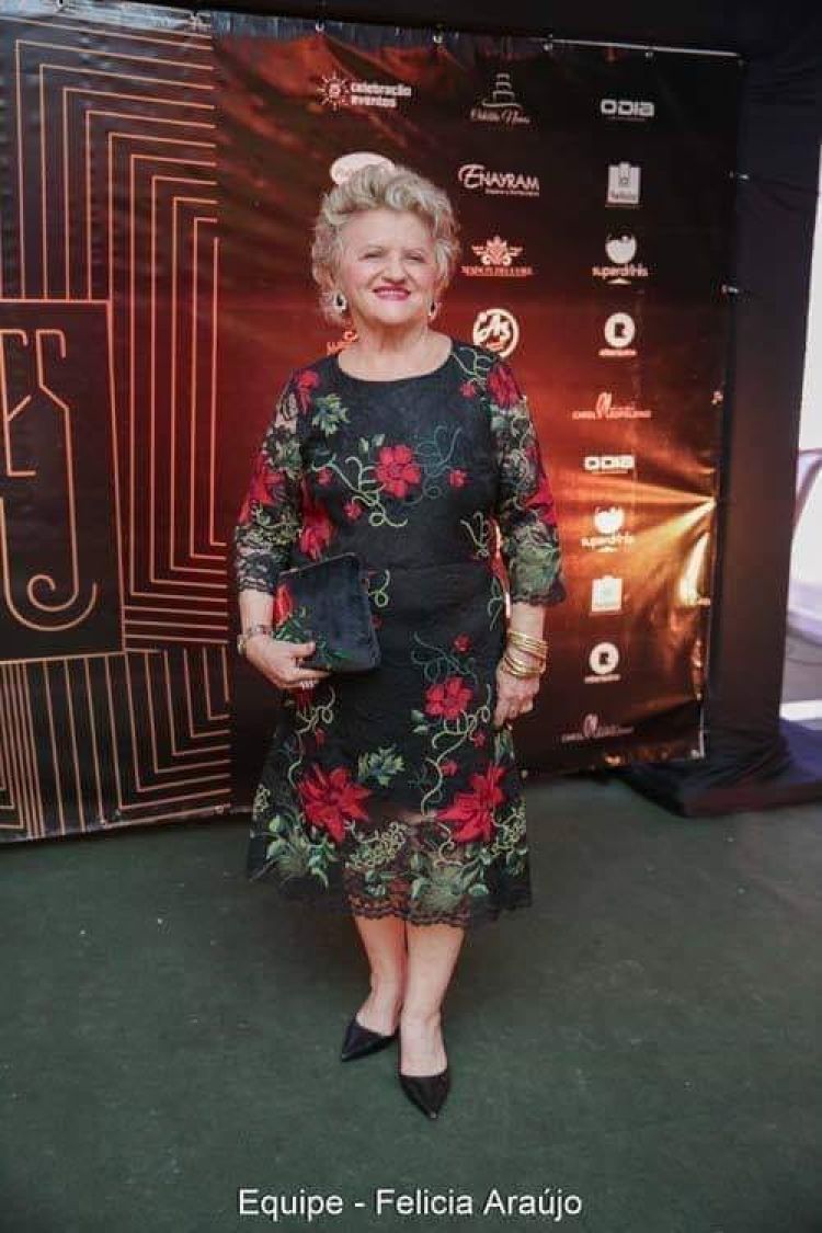 Celebração de aniversário na temporada de pré-natal: Maria Hilda Monteiro