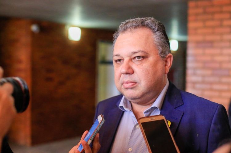 Florentino Neto é deputado federal pelo Piauí oriundo de Parnaíba 
