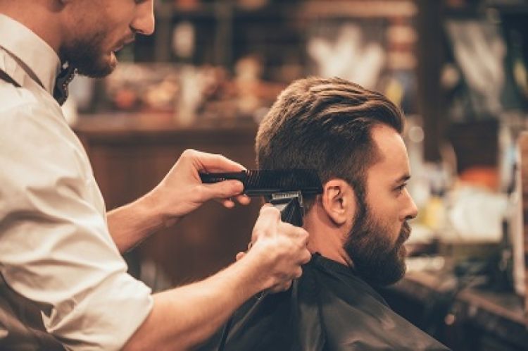 Curso grátis para quem deseja se capacitar como cabeleireiro masculino e barbeiro Curso grátis para quem deseja se capacitar como cabeleireiro masculino e barbeiro