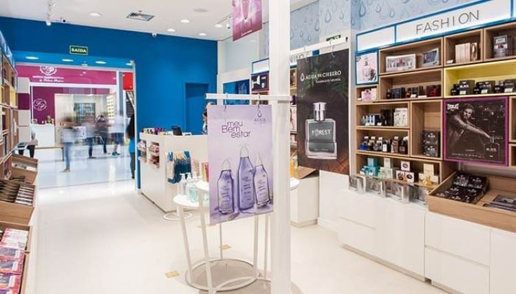 Água de Cheiro, presença forte no mundo dos negócios da perfumaria Água de Cheiro, presença forte no mundo dos negócios da perfumaria